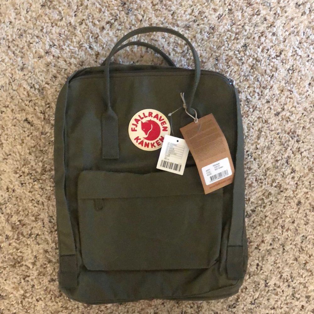 Brand New FJALLRAVEN backpack